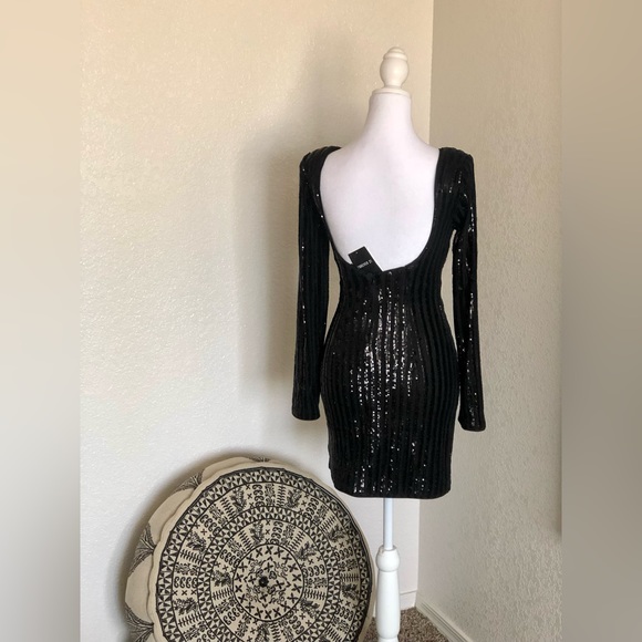 Forever 21 Black sequins dress NWT - Picture 3 of 4